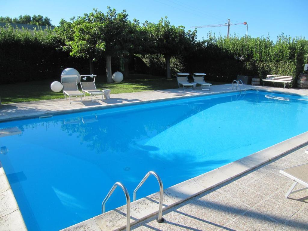 Hotel Country House La Radice Civitanova Marche Exterior foto